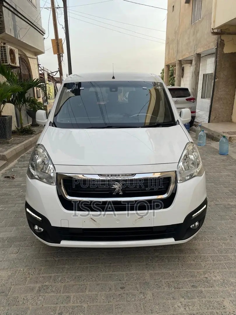 Peugeot Partenaire 2018 Blanc