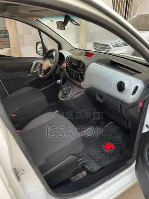 Peugeot Partenaire 2018 Blanc