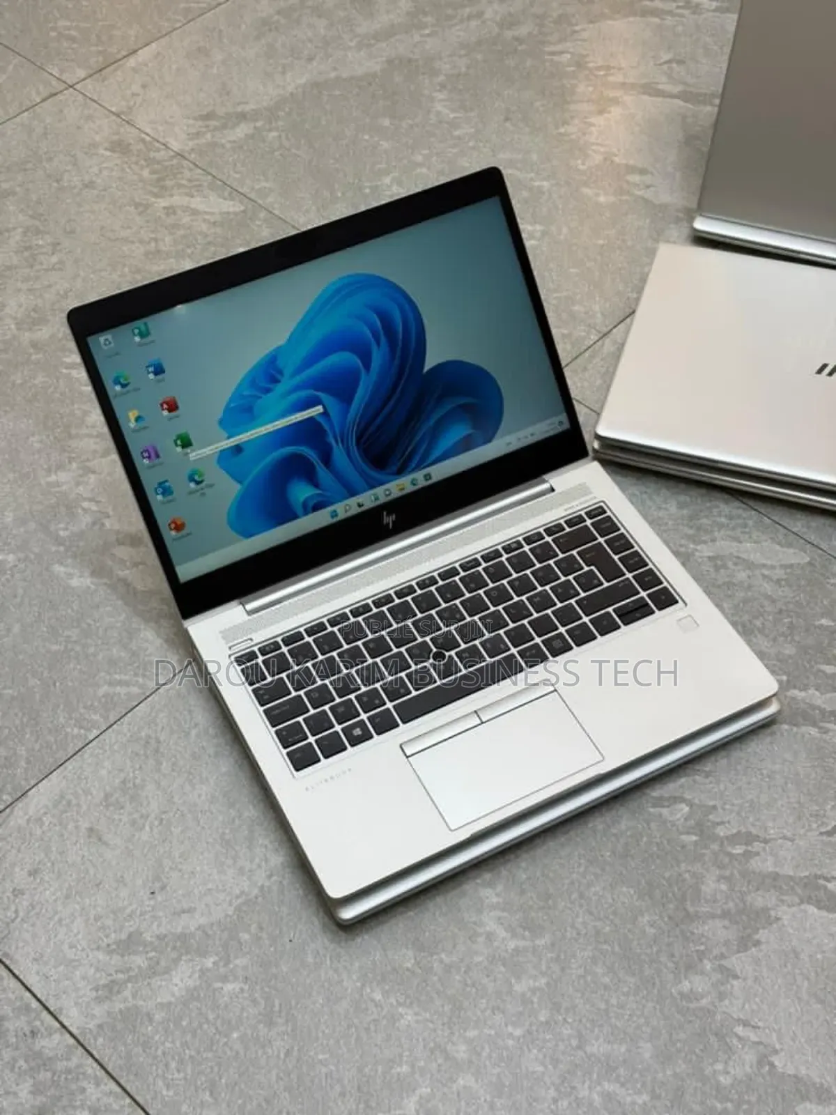 New Ordinateur Portable HP EliteBook 745 G6 8GB AMD Ryzen 5 SSD 256GB