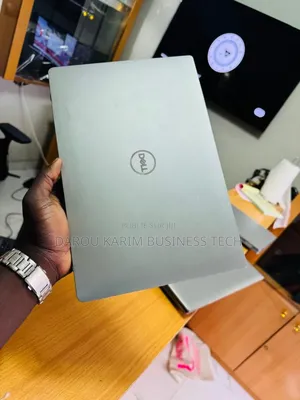 New Ordinateur portable Dell Latitude 7300 8GB Intel Core i5 SSD 256GB