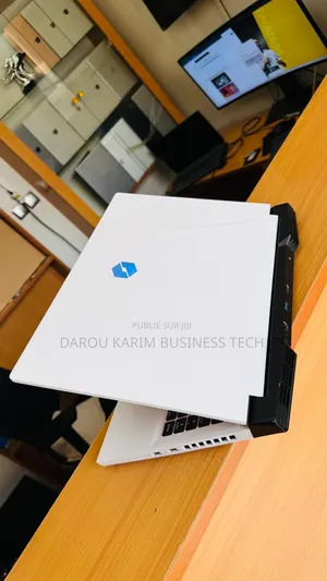 New Ordinateur portable 16GB AMD Ryzen 7 SSD 512GB