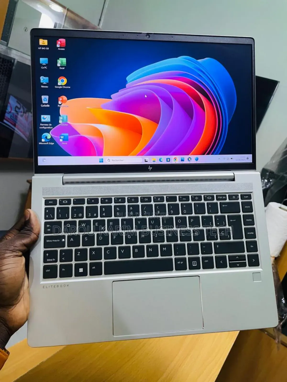 New Ordinateur Portable HP EliteBook 645 G9 16GB AMD Ryzen 7 SSD 512GB