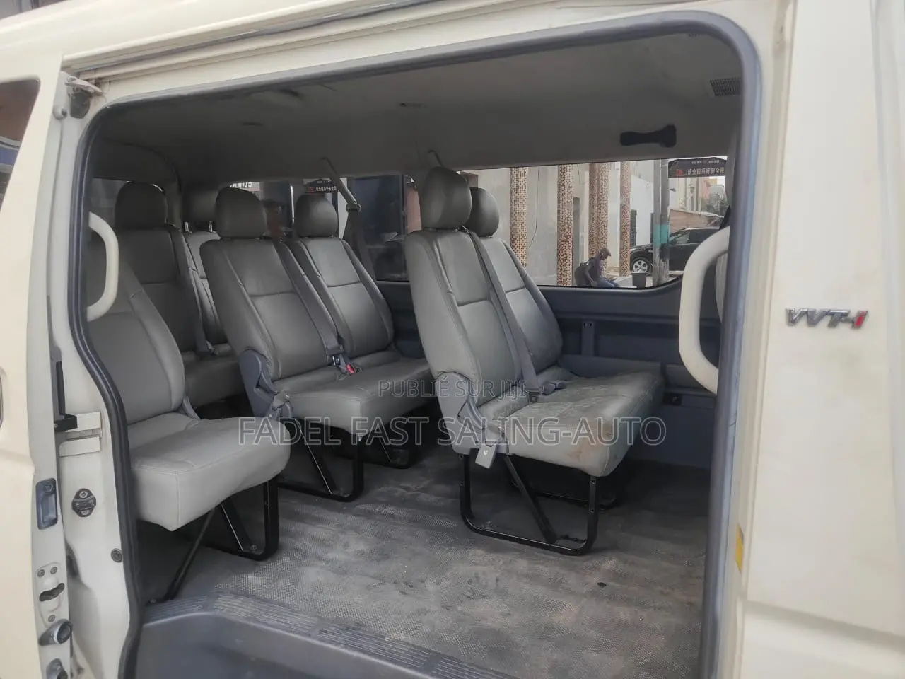 Toyota HiAce 2018 Blanc