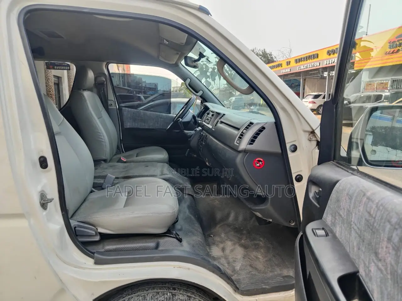 Toyota HiAce 2018 Blanc