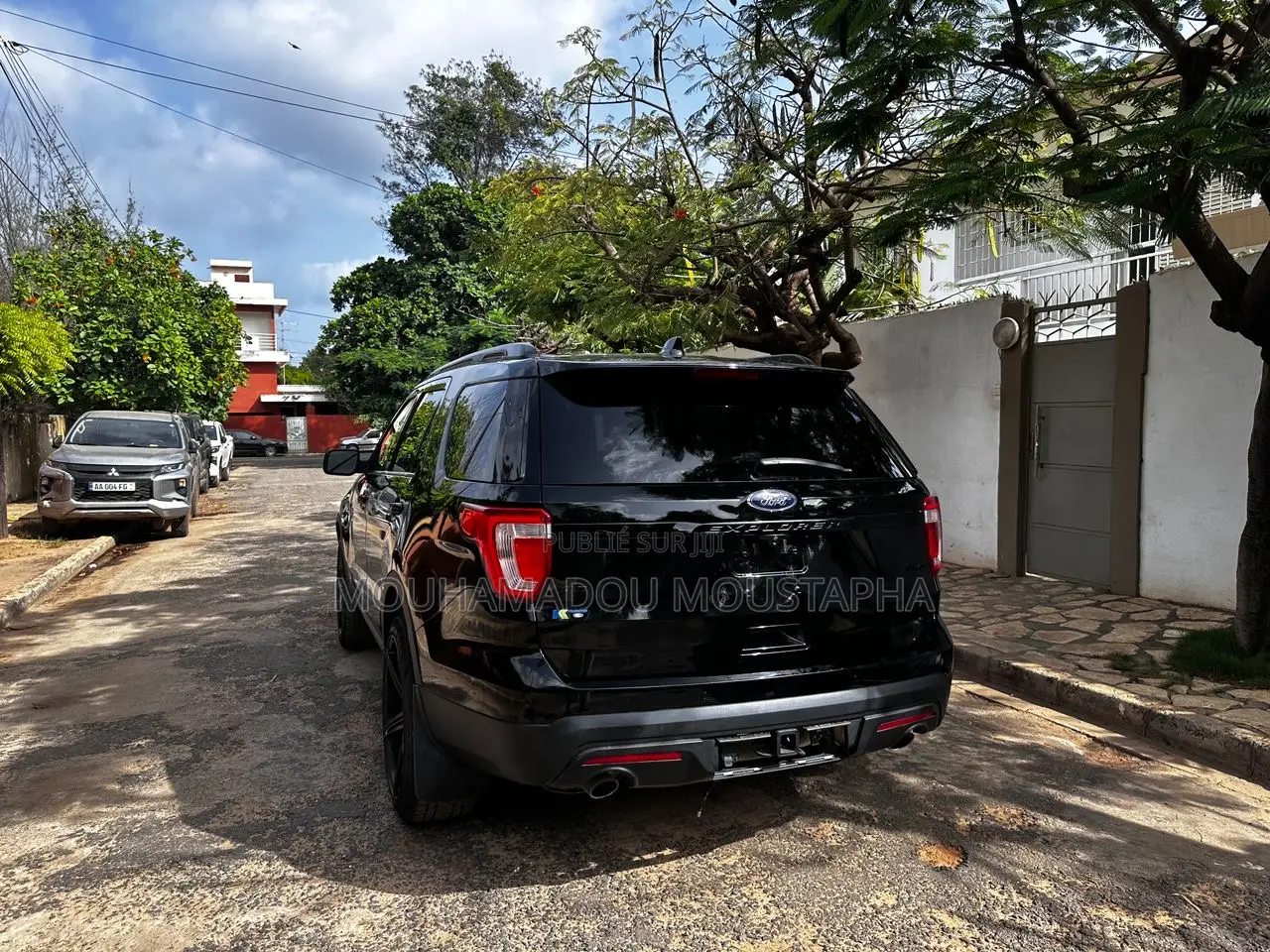 Ford Explorer XLT AWD 2018 Black