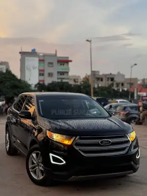 Photo - Ford Edge Titanium AWD 2018 Black