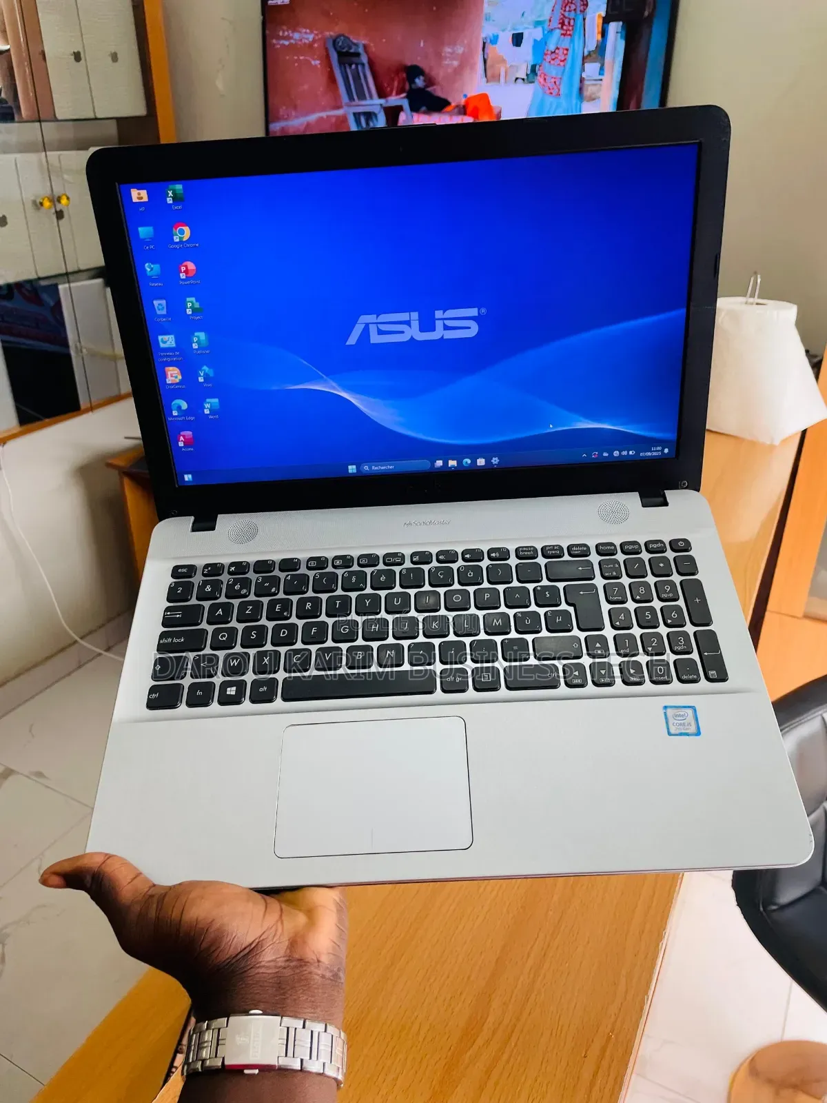 New Asus VivoBook 15 X540NA 8GB Intel Core I5 SSD 512GB