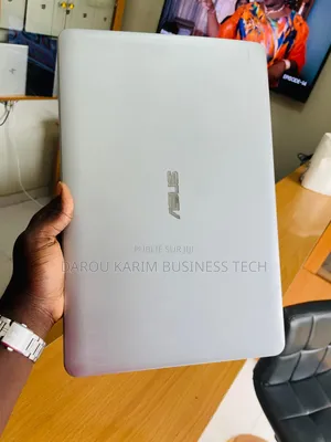 New Asus VivoBook 15 X540NA 8GB Intel Core I5 SSD 512GB