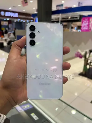 Photo - New Samsung Galaxy A15 5G 128 GB Blanc