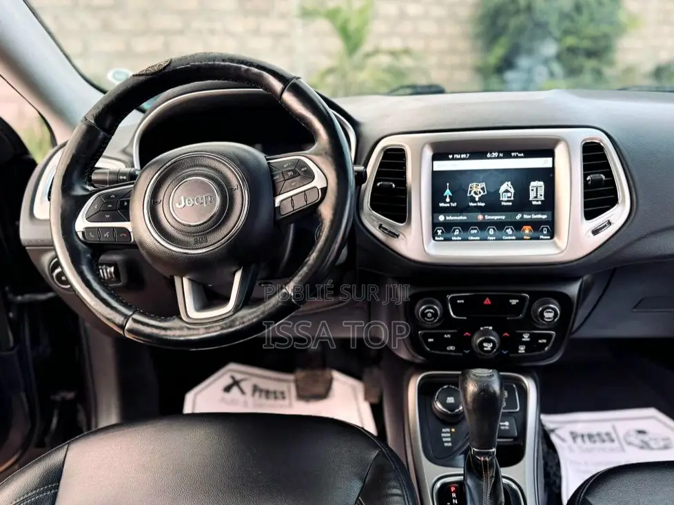 Jeep Boussole 2018 Gris