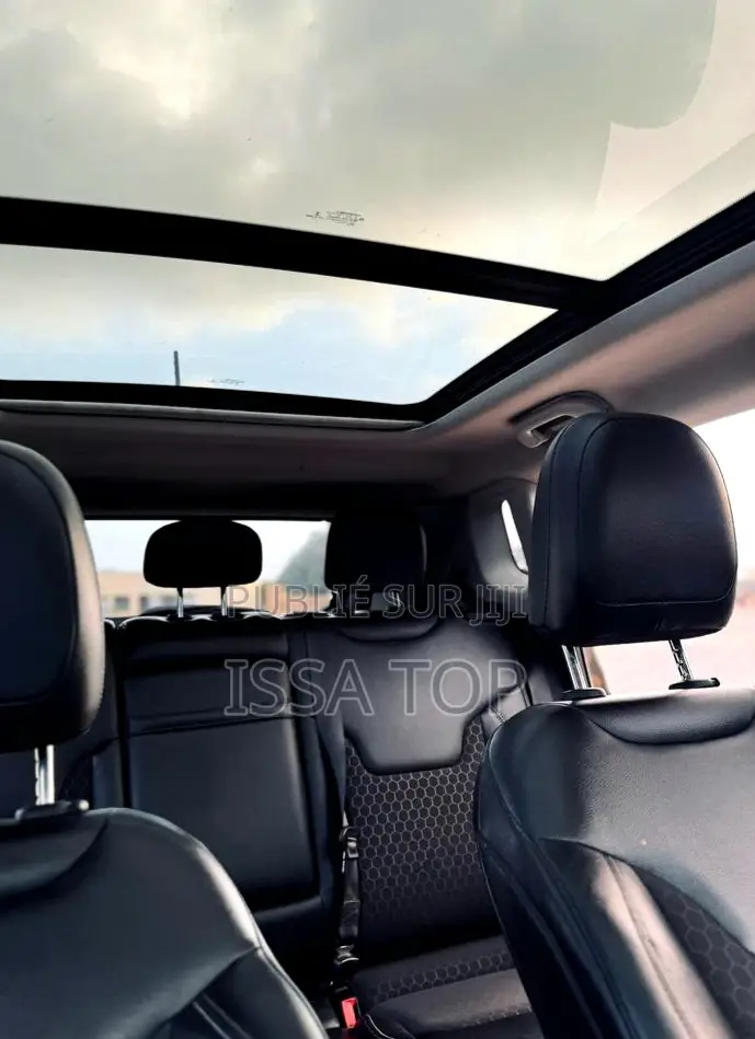 Jeep Boussole 2018 Gris