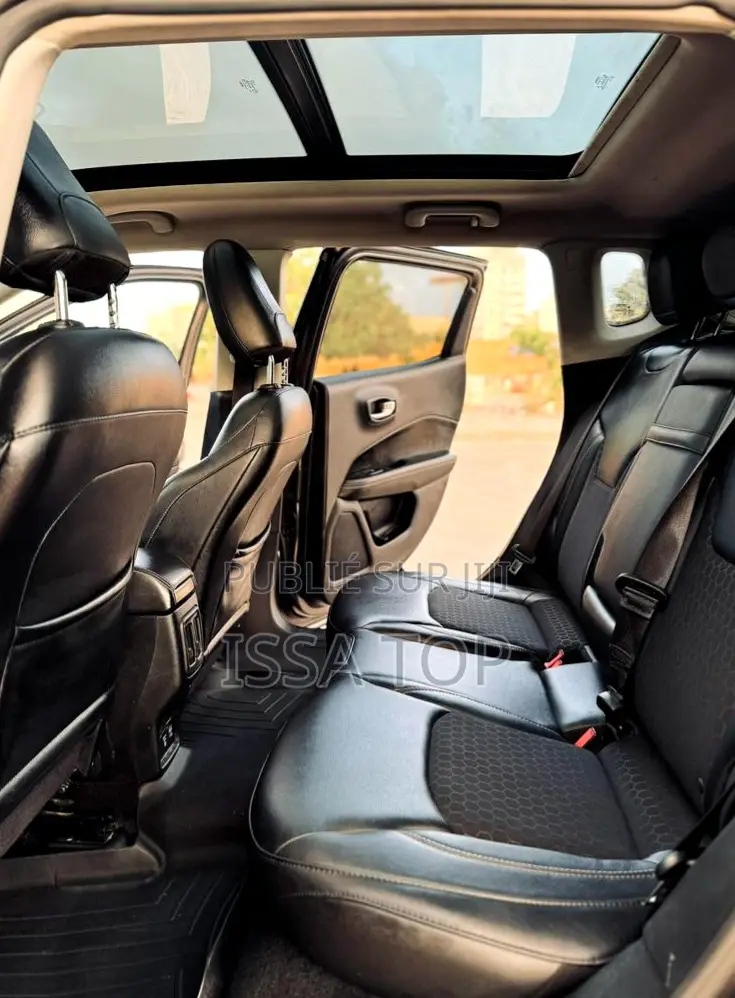 Jeep Boussole 2018 Gris