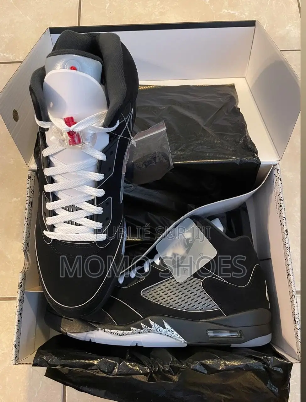 Chaussures Air Jordan 5 Rétro Metalic Reimagined