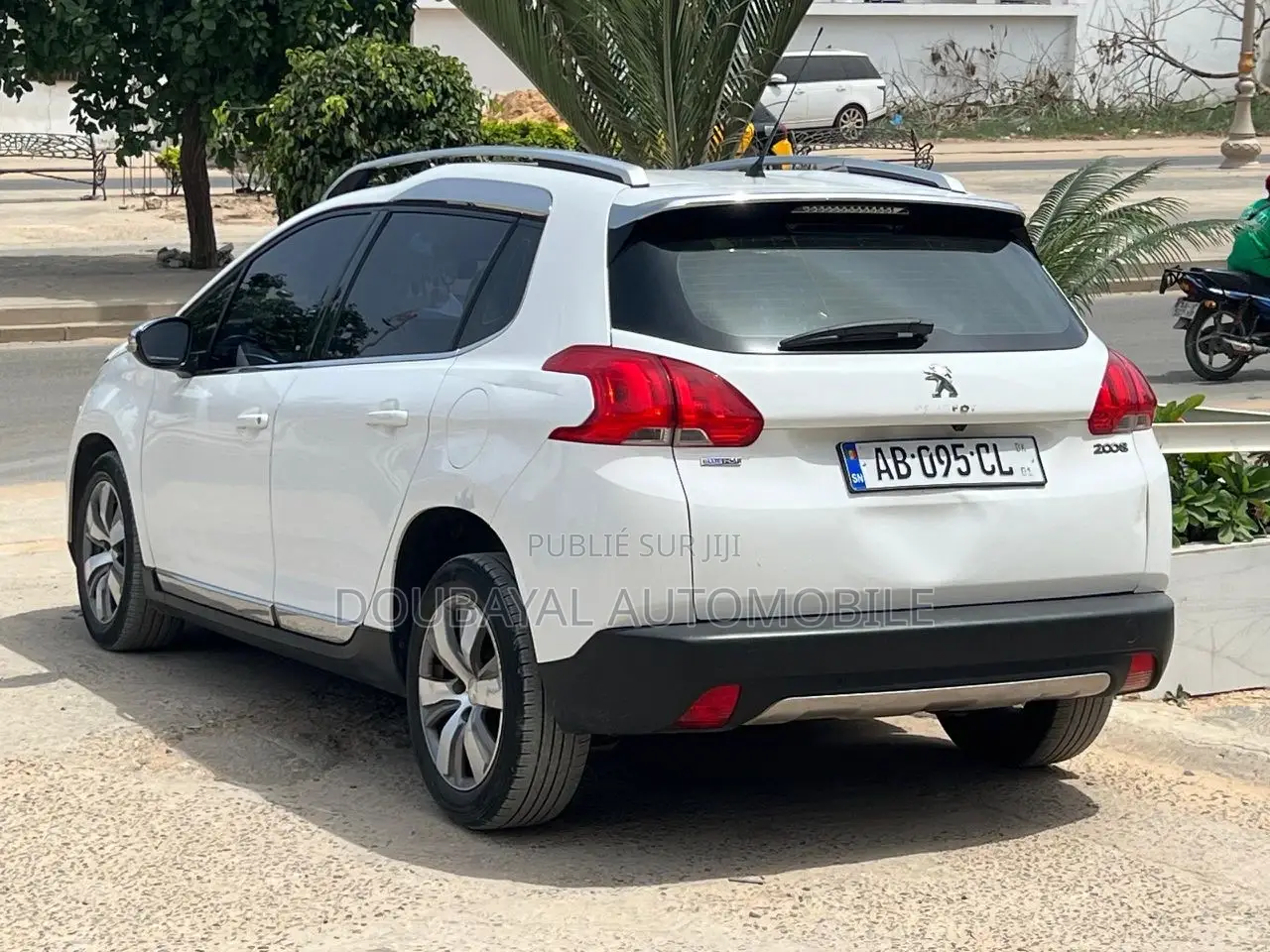 Peugeot 2008 1.6 BlueHD (100 Hp) 2017 Blanc