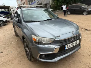 Photo - Mitsubishi Outlander 2016 Gris