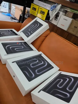 Photo - New Apple MacBook Air 2024 M3 13-Inch 16GB Apple M3 SSD 512GB