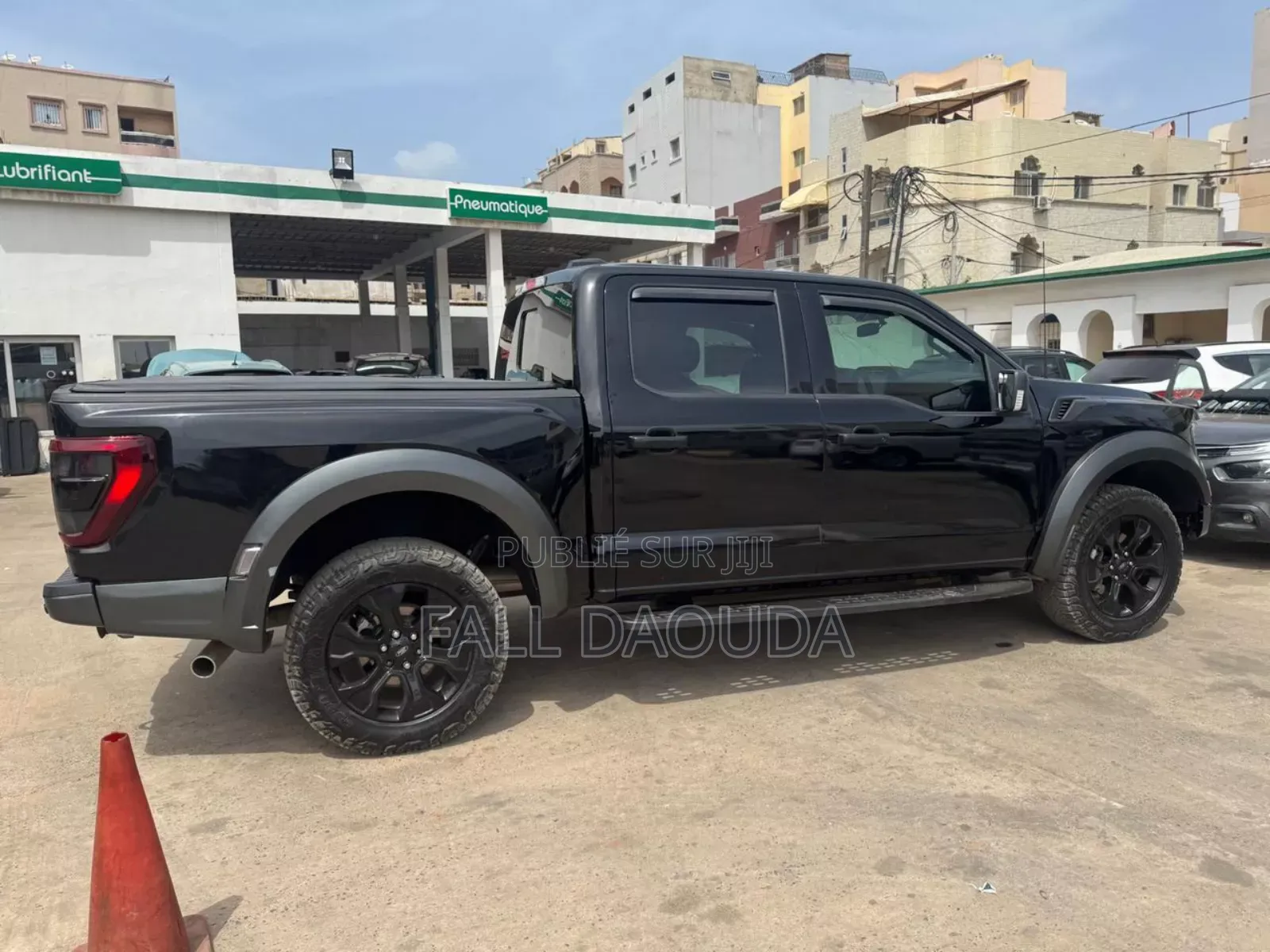 Ford F-150 2022 Black