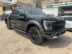 Ford F-150 2022 Black