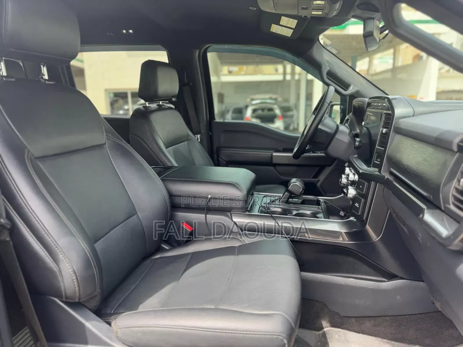 Ford F-150 2022 Black