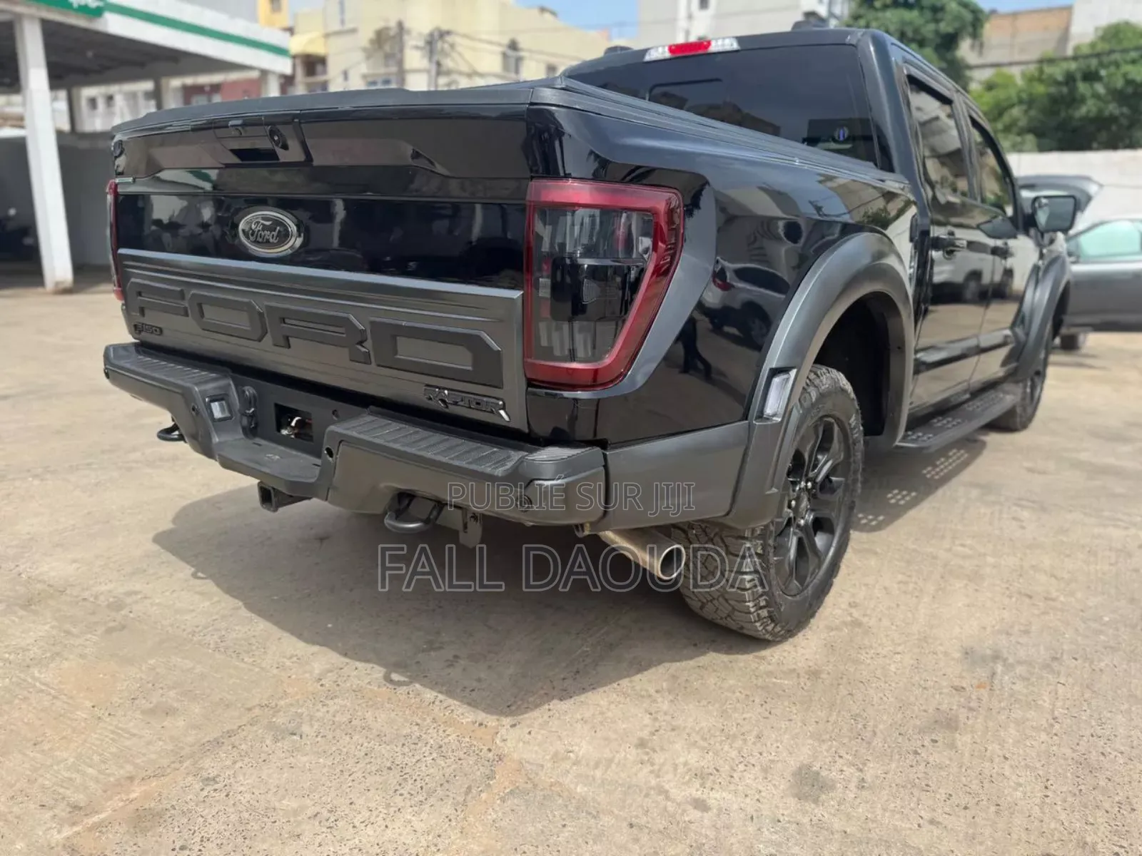 Ford F-150 2022 Black