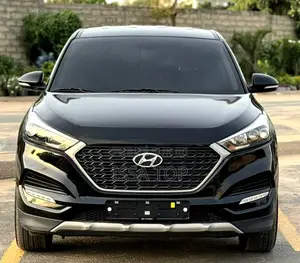 Photo - Hyundai Tucson 2017 Black