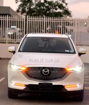 Photo - Mazda CX-5 2017 Blanc