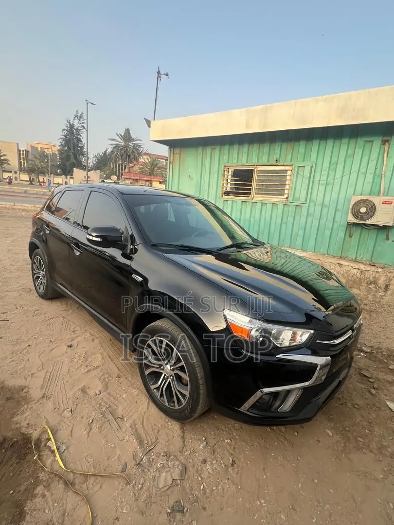 Mitsubishi Outlander 2018 Black