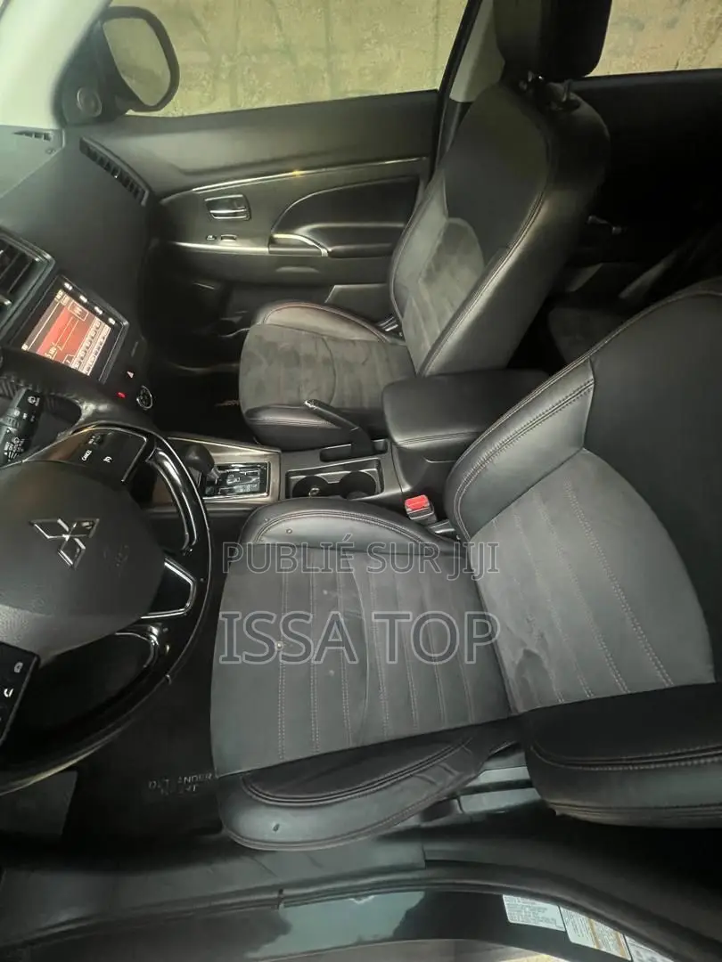 Mitsubishi Outlander 2018 Black