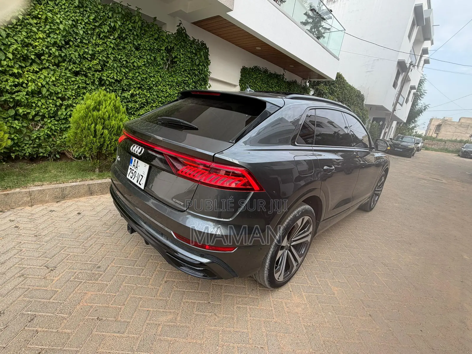 Audi Q8 55 Premium AWD quattro 2020 Gris