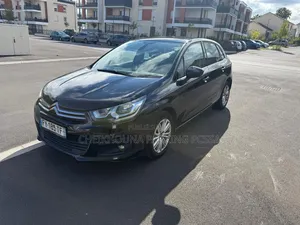 Photo - Citroen C4 2018 Black