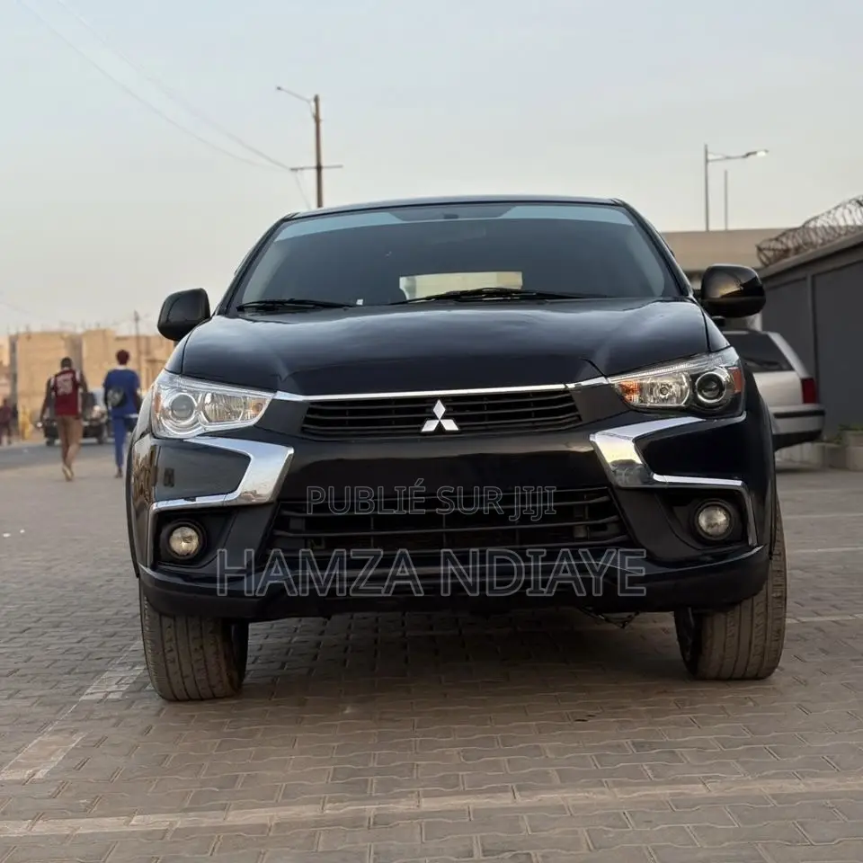 Mitsubishi RVR 2017 Noir Mat