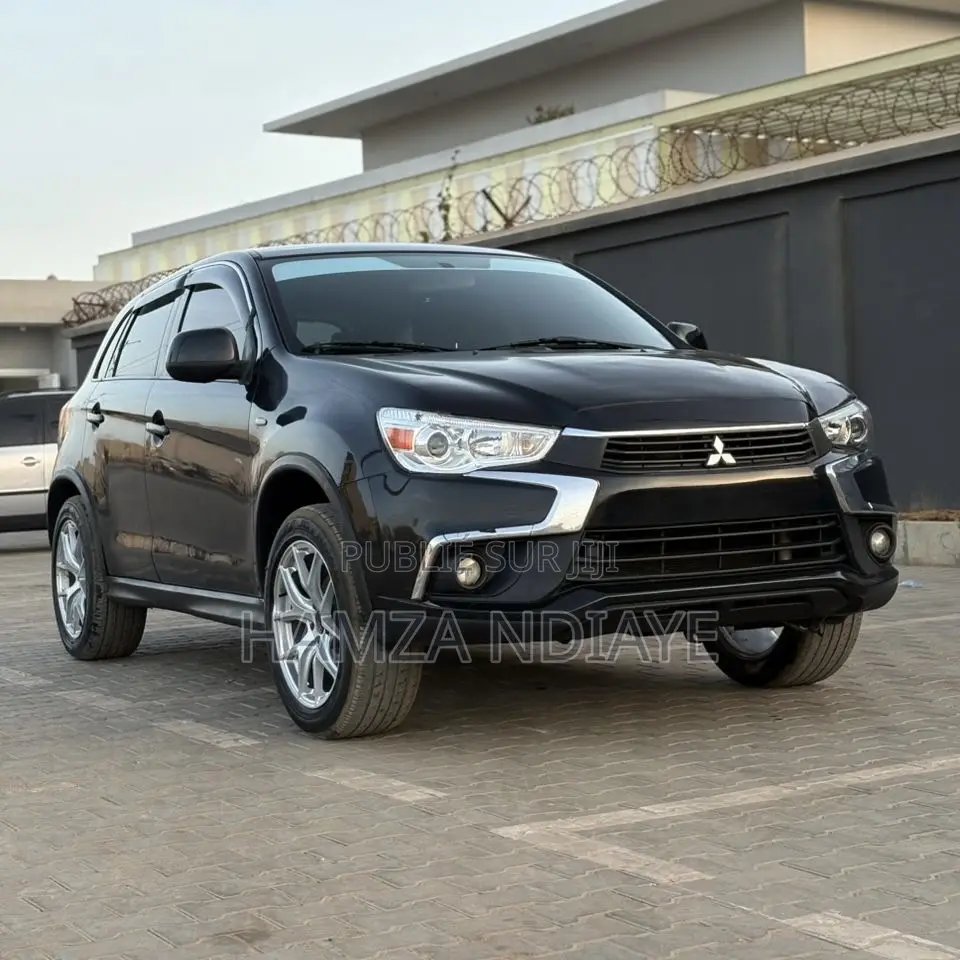 Mitsubishi RVR 2017 Noir Mat
