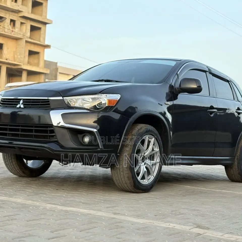 Mitsubishi RVR 2017 Noir Mat