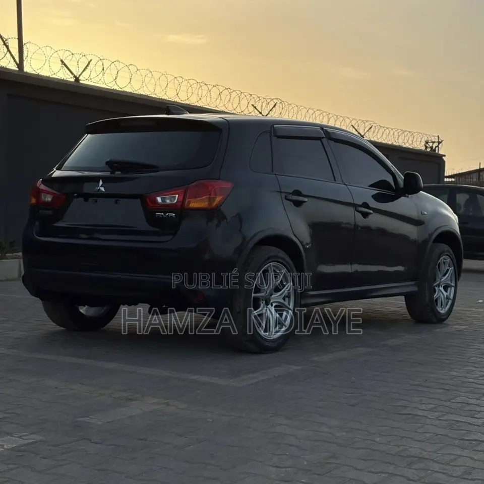 Mitsubishi RVR 2017 Noir Mat