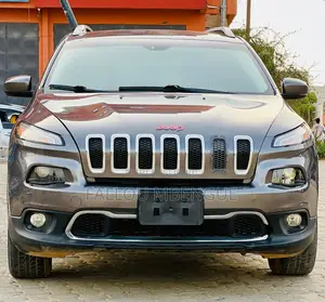 Photo - Jeep Cherokee 2017 Gris