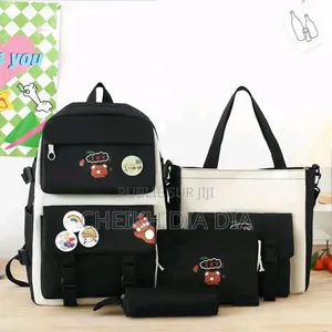 Photo - Sacs Quatre Pièces