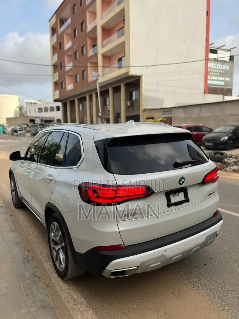 BMW X5 M50i 2023 Blanc