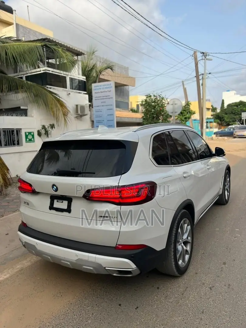 BMW X5 M50i 2023 Blanc