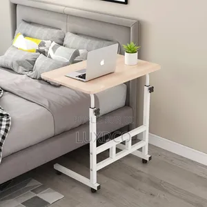 Bureau d'Ordinateur Portable Réglable Et Mobile Avec Base en Métal.