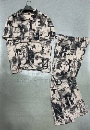 Ensemble Homme Disponible