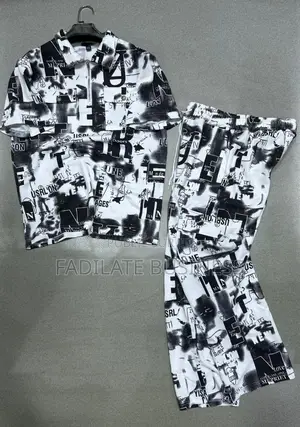 Photo - Ensemble Homme Disponible