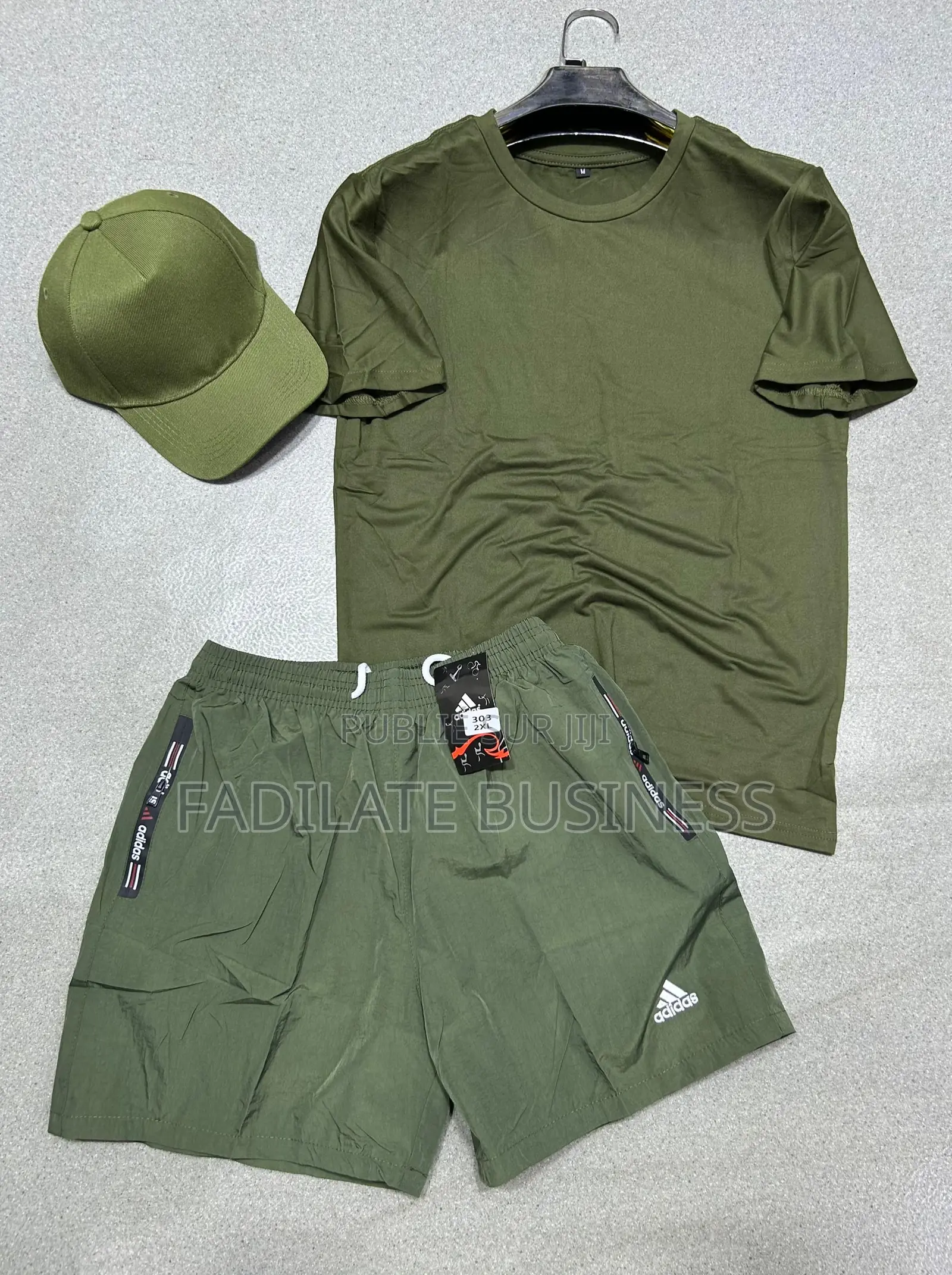 Casquette T-Shirt Short