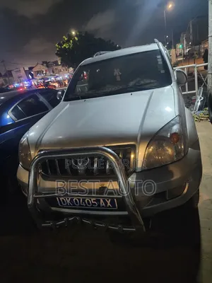 Photo - Toyota Land Cruiser Prado 2009 Gris