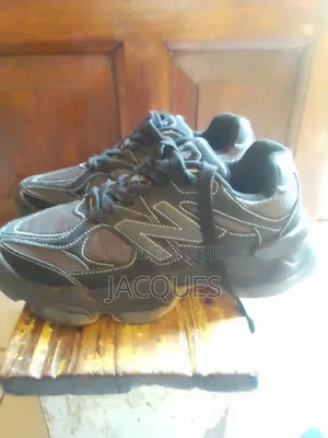 Photo - New Balance 9060