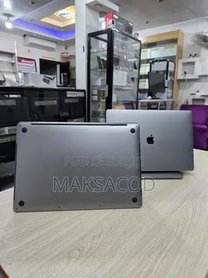 Ordinateur Portable Apple MacBook Pro 2019 32GB Intel Core I9 SSD 512GB