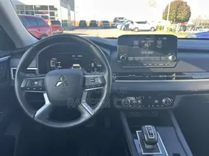 Mitsubishi Outlander SEL 2023 Blanc