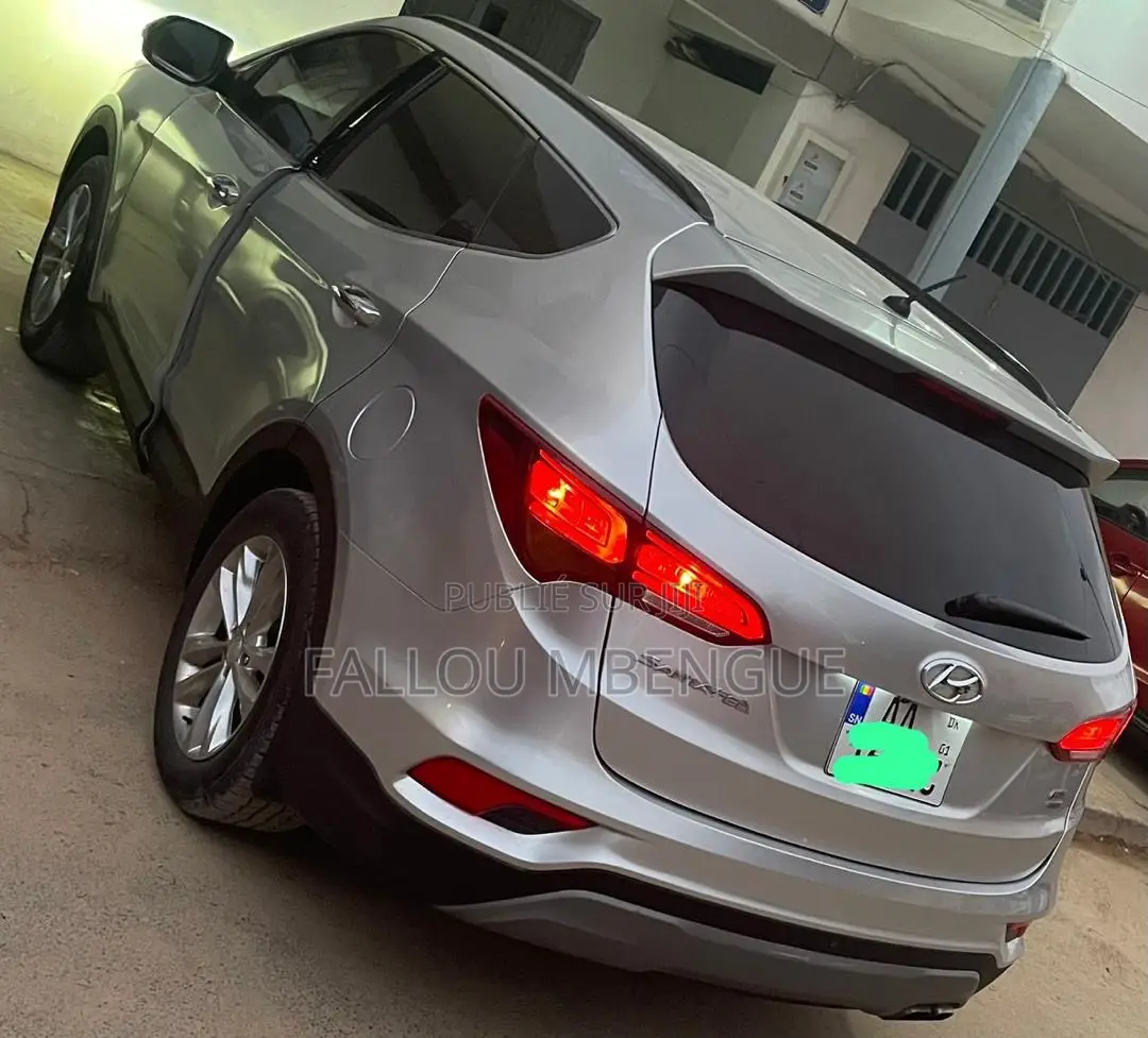 Hyundai Santa Fe 2018 Gris