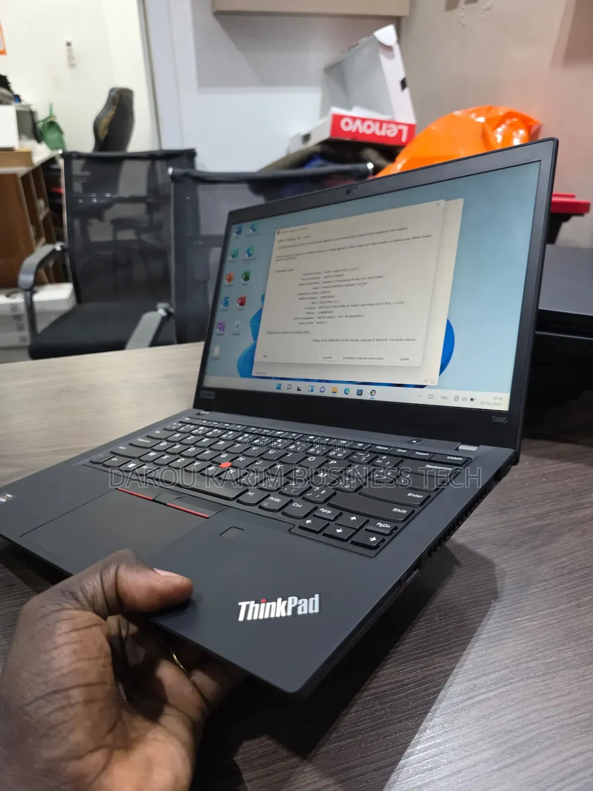 New Ordinateur Portable Lenovo 16GB AMD Ryzen 5 SSD 256GB