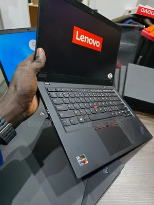 New Ordinateur Portable Lenovo 16GB AMD Ryzen 5 SSD 256GB