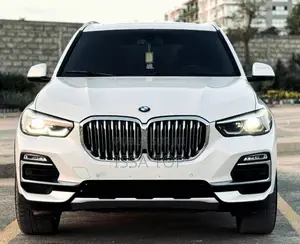 Photo - BMW X5 2019 Blanc